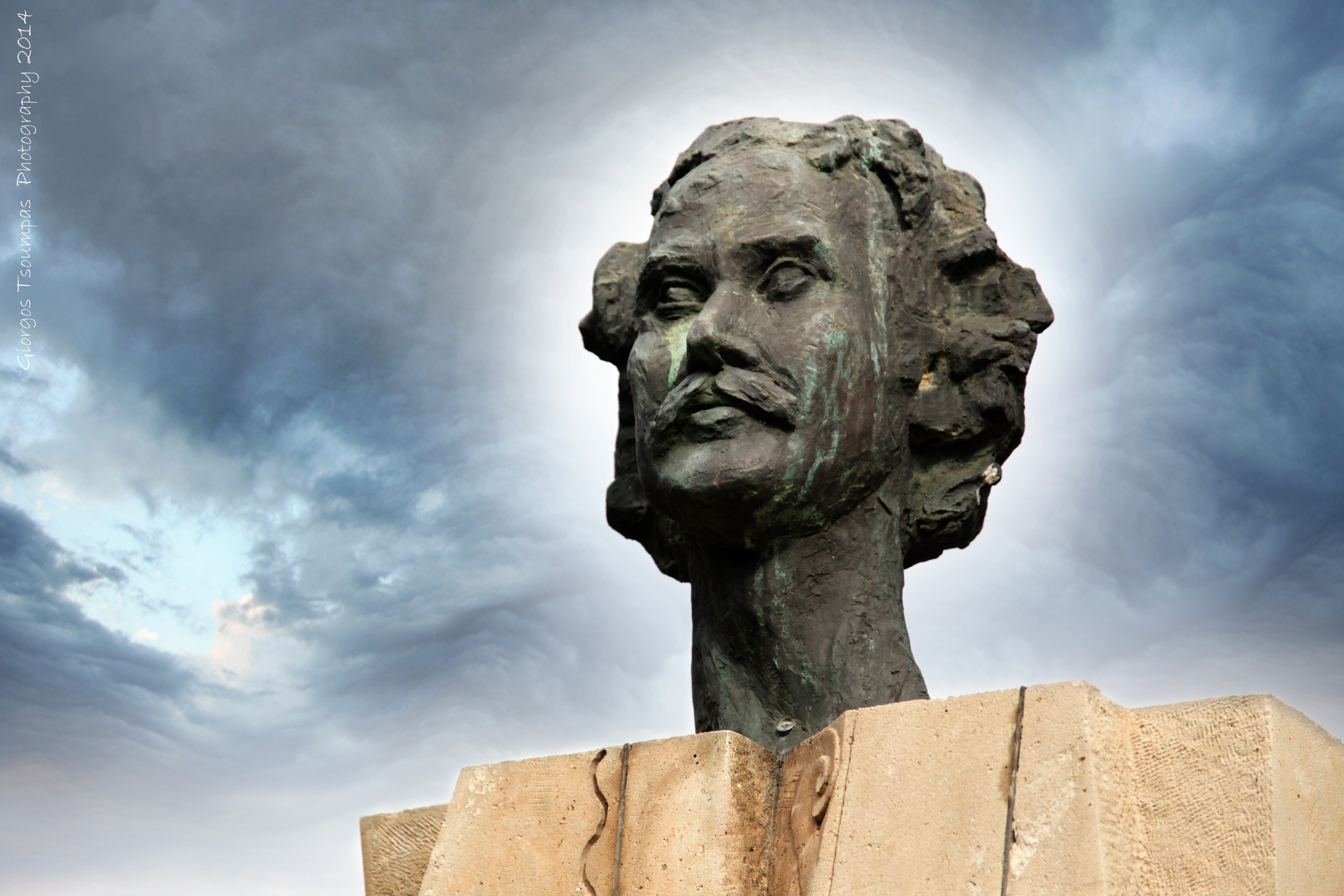 Νίκος Ξυλούρης