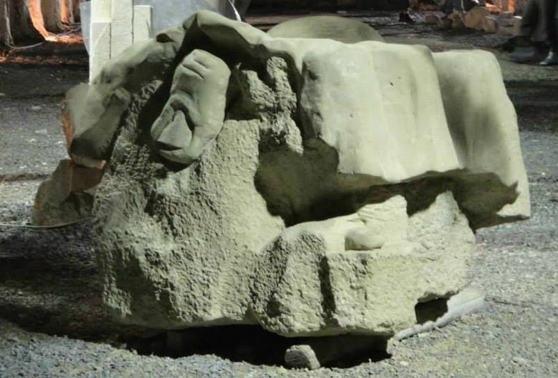 Αλέξανδρου Μετζάκη με βοηθό τον Γιώργο Μπρόκο, Διεθνές Συμπόσιο Γλυπτικής 2011