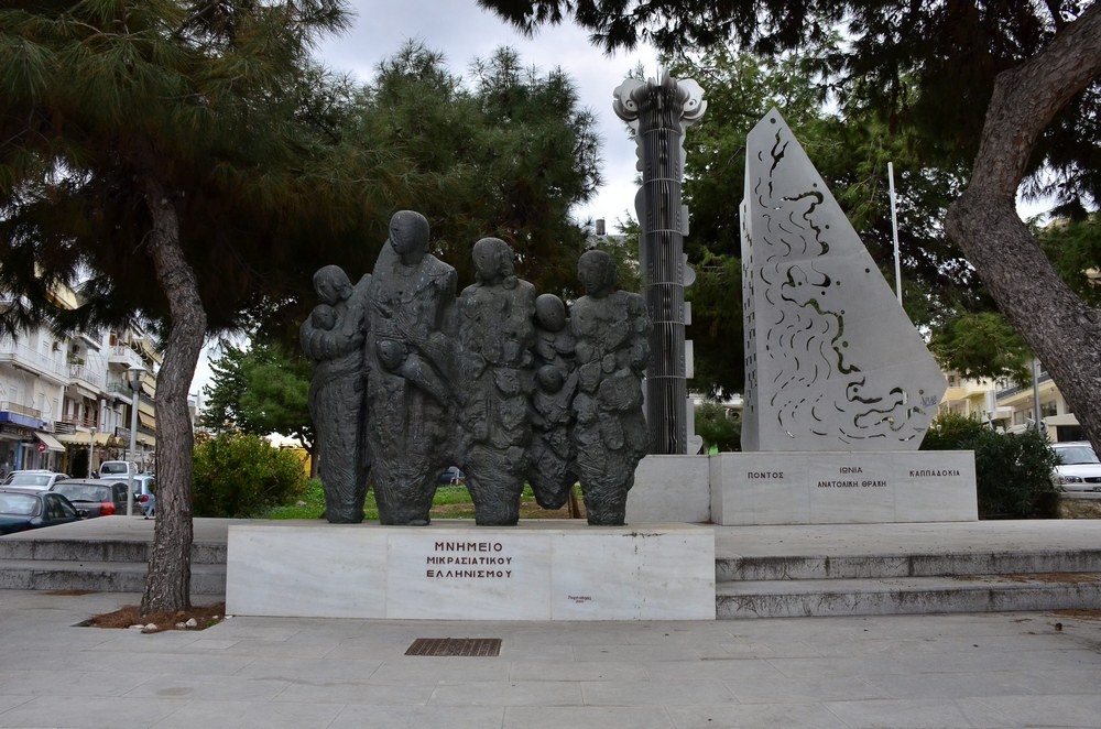Μνημείο Μικρασιατικού Ελληνισμού - Γιάννης Παρμακέλης